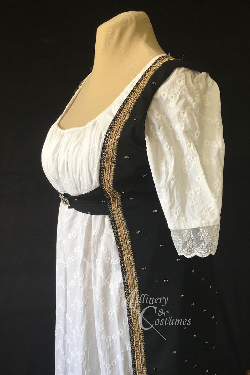 modern regency dress Regency Pelisse Silk Sari Open Robe Jane Austen – Matti's Millinery &  Costumes