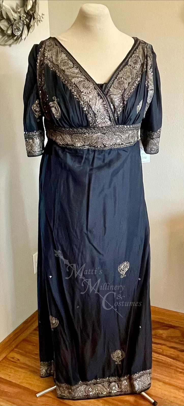 Black Petal Drop Front Sari Elegant Regency Era Jane Austen Ball Dress – Matti's Millinery & Costumes