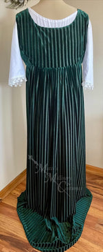 Load image into Gallery viewer, Green Velvet Regency Court Jane Austen Day Dress Open Robe Pelisse
